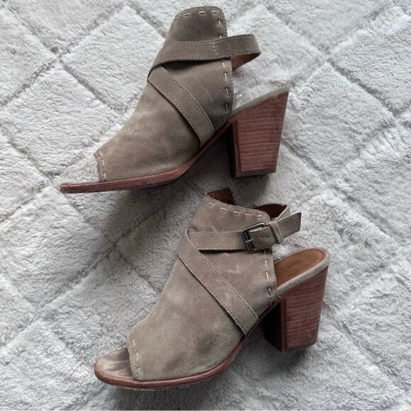 Frye & Co | Donna Suede Ash Slingback Block Heel Sandal | Size 9 - Picture 3 of 13